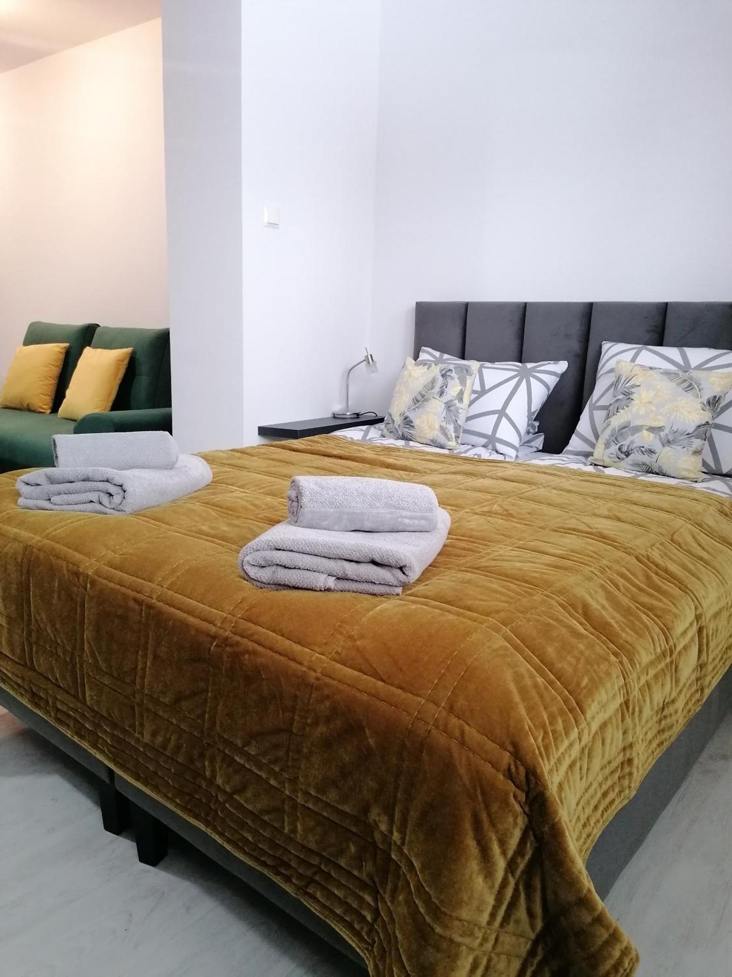 52 Apartament *